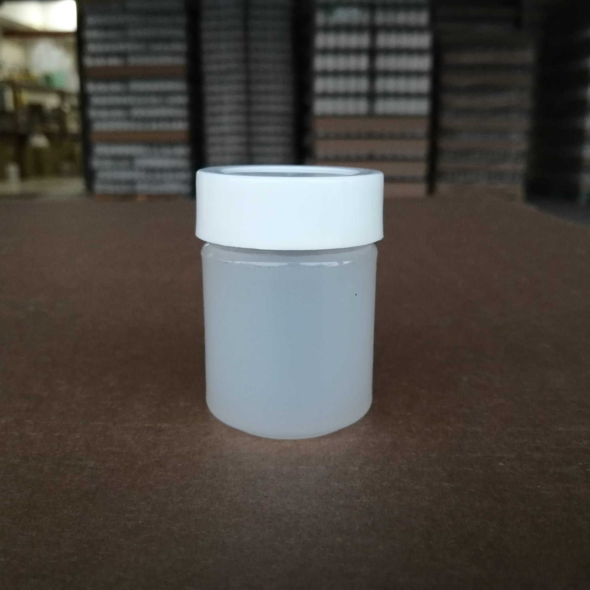 50 CC NATÜREL YARI SAYDAM PLASTİK KAVANOZ - VİDALI KAPAKLI
