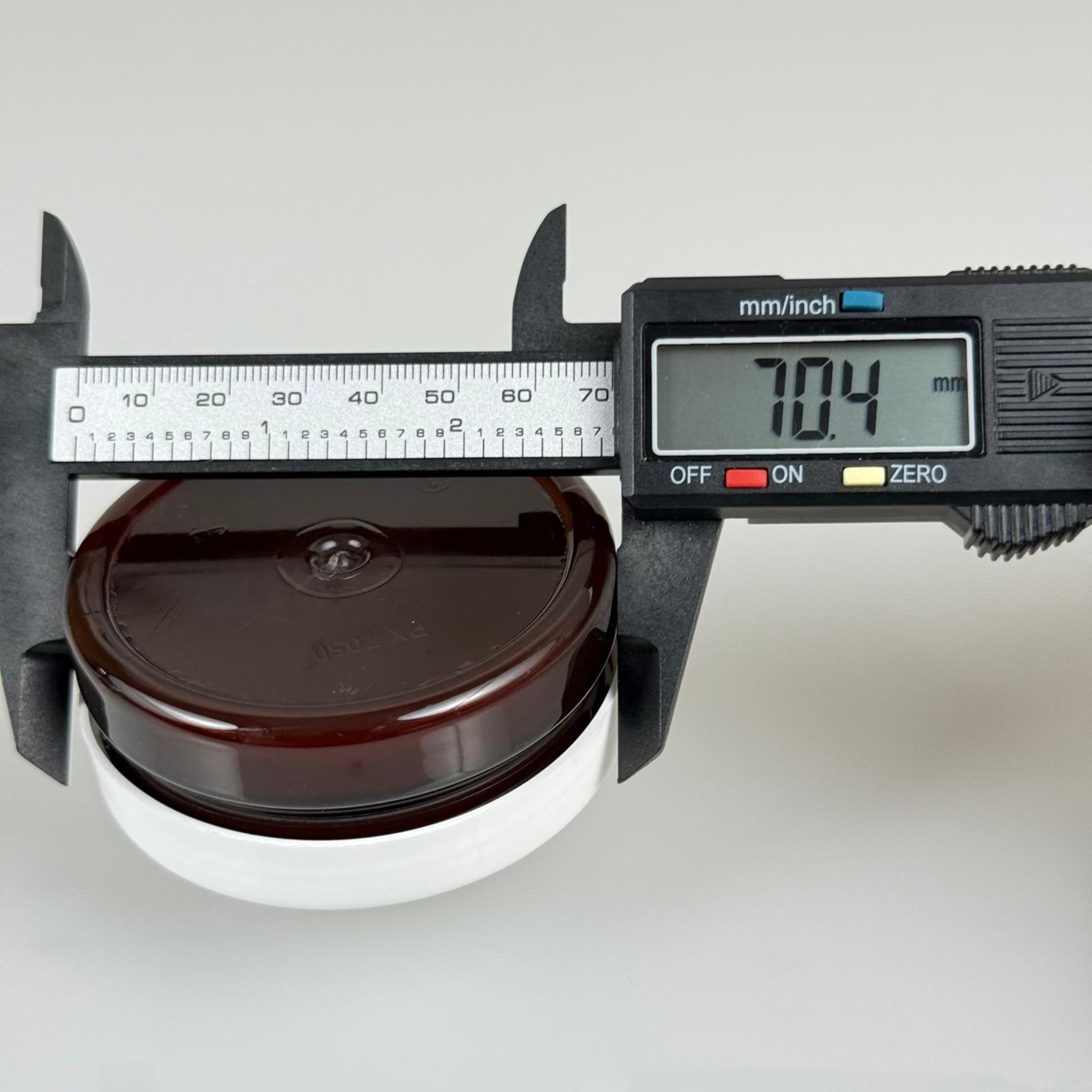 50 ML SERT PET KAVANOZ + BEYAZ PLASTİK KAPAK + İÇ TIPA - 50 CC KALIN AMBER PLASTİK KAVANOZ BEYAZ PLASTİK KAPAKLI İÇ TIPALI TAKIM - KREM KAVANOZLARI