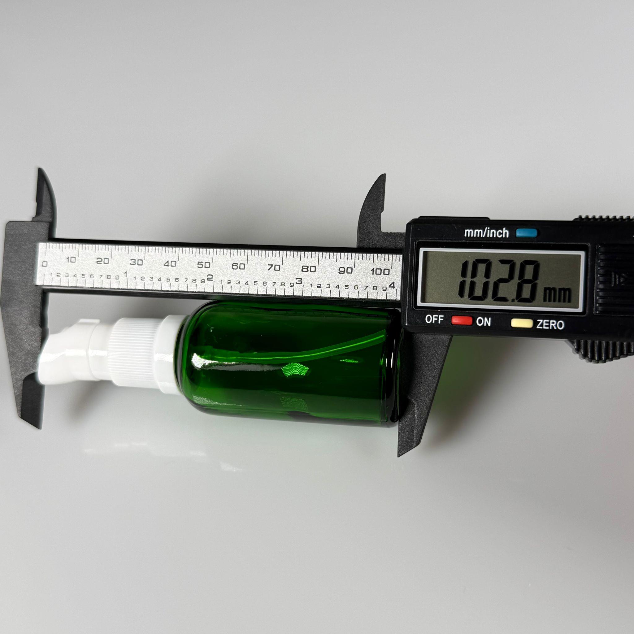 50 CC YEŞİL CAM ŞİŞE - SIZDIRMAZ ETEKLİ BEYAZ LOSYON POMPALI TAKIM - 50 ML LOSYON ŞİŞESİ - YAĞ, KREM GİBİ YOĞUN KIVAMLI SIVILAR İÇİN CAM AMBALAJ