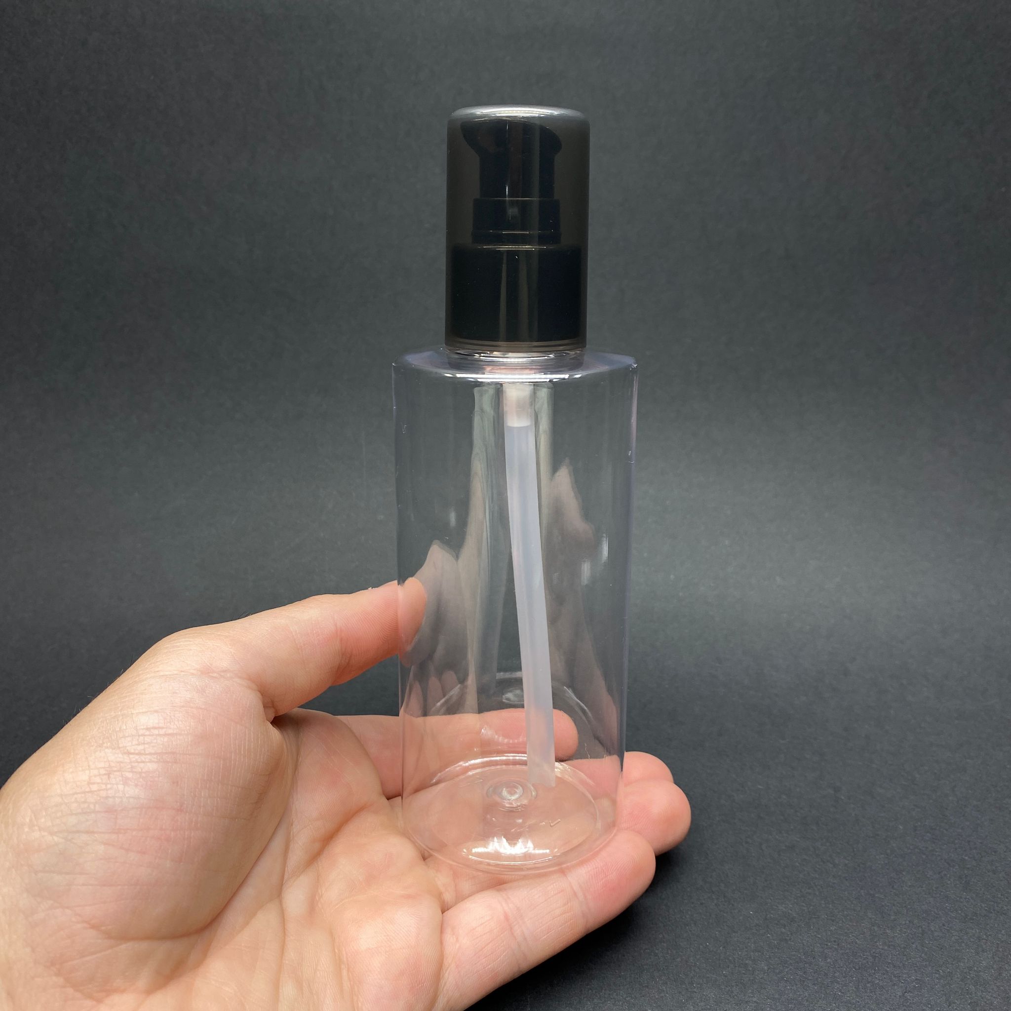 200 CC SİLİNDİR KESKİN KÜT MODEL SERT (25 GR) PET ŞİŞE - SİYAH LOSYON KREM POMPALI - AĞIZ ÇAPI 24 MM - ŞEFFAF