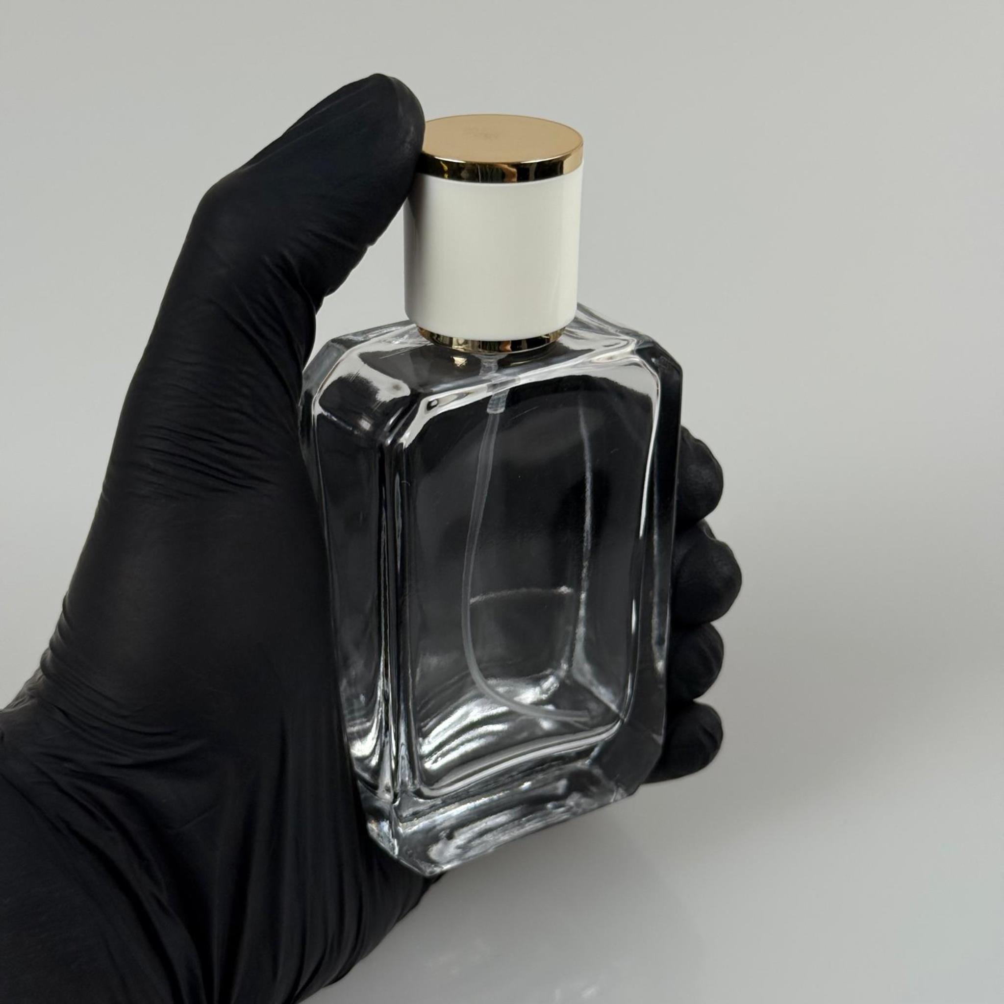50 ML KÖŞELİ MODEL ANGEL PARFÜM ŞİŞESİ - GOLD METAL SPREYLİ + GOLD BEYAZ KAPAKLI (AĞIZ 15 MM GEÇME KOLAY KAPAMA)