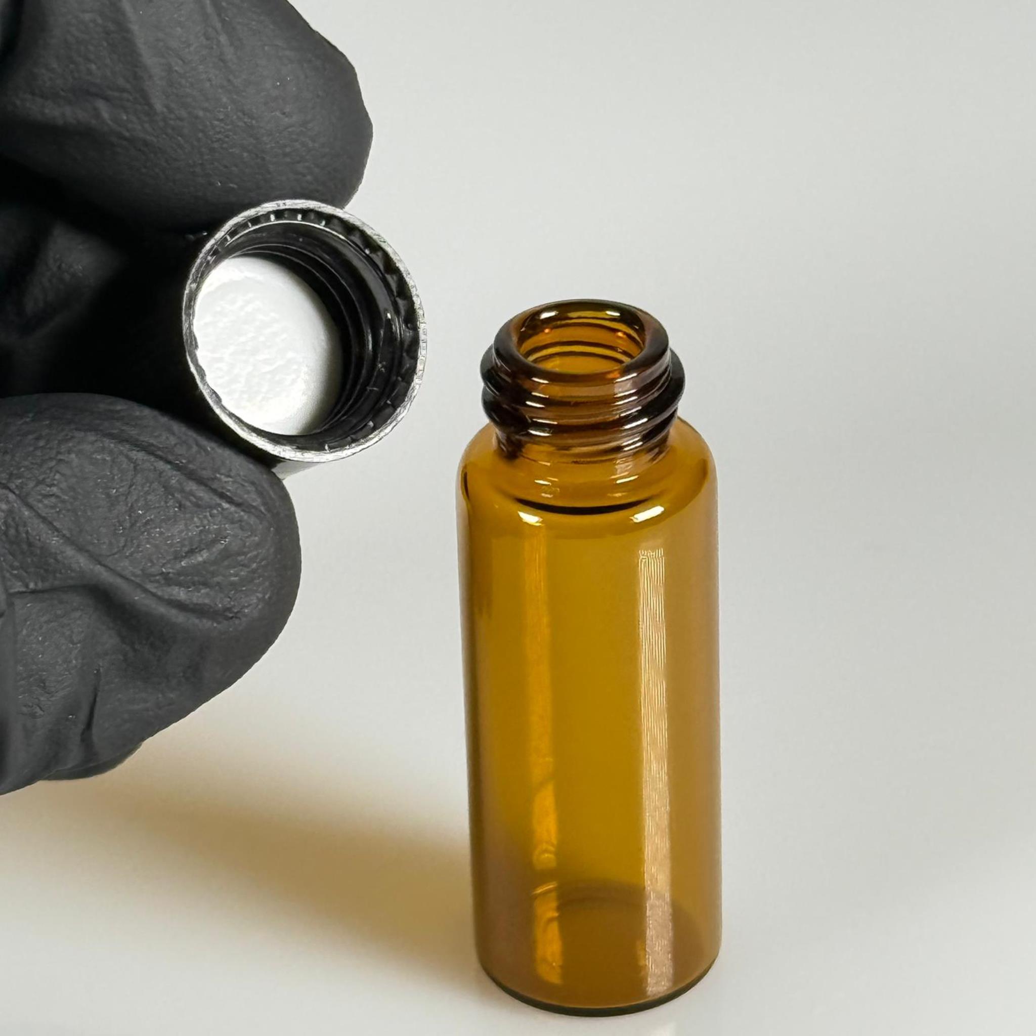 5 CC AMBER CAM ŞİŞE - SİYAH KAPAKLI - 5 ML KAPAKLI CAM ŞİŞE