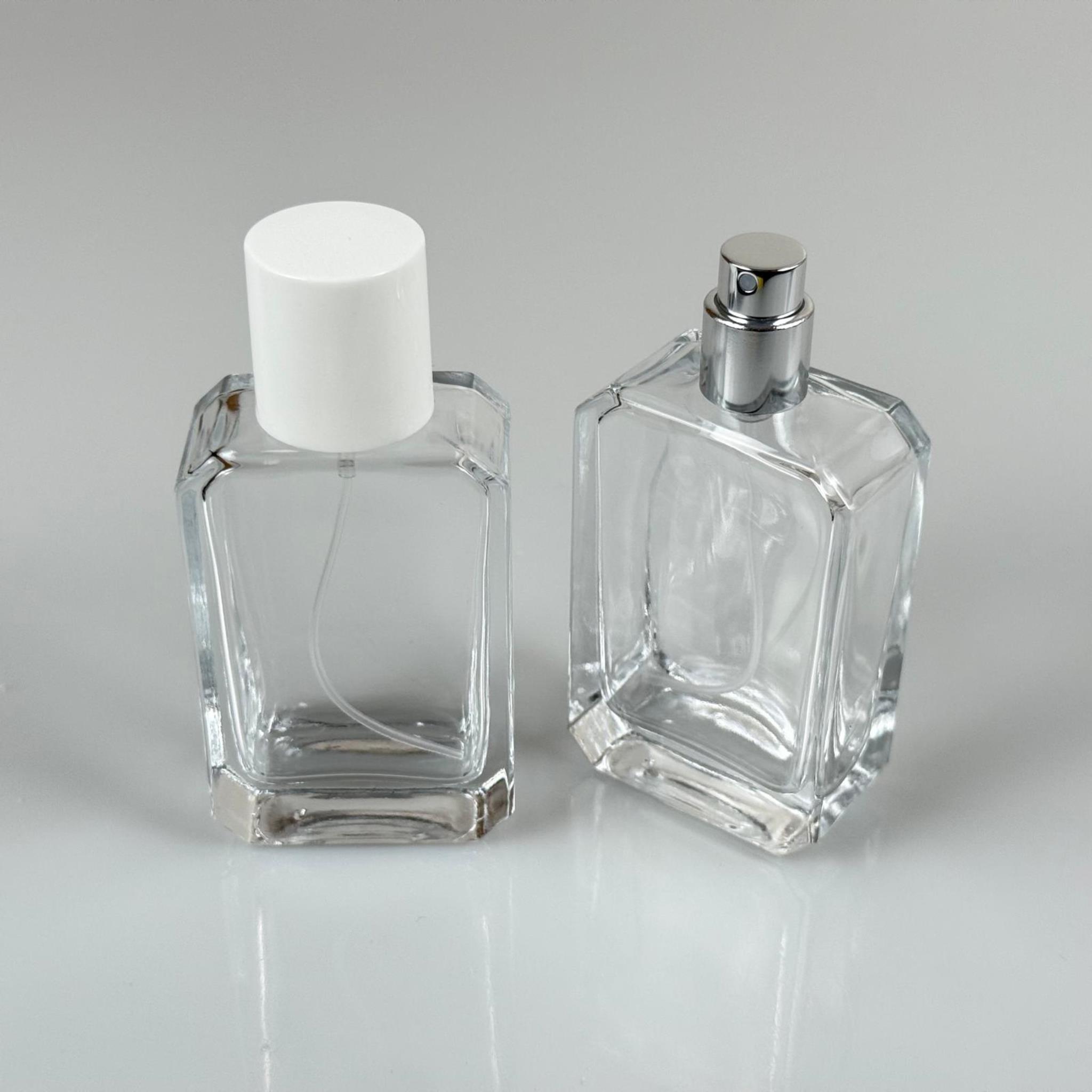 50 ML KÖŞELİ MODEL ANGEL PARFÜM ŞİŞESİ - GÜMÜŞ METAL SPREYLİ + BEYAZ KAPAKLI (AĞIZ 15 MM GEÇME KOLAY KAPAMA)