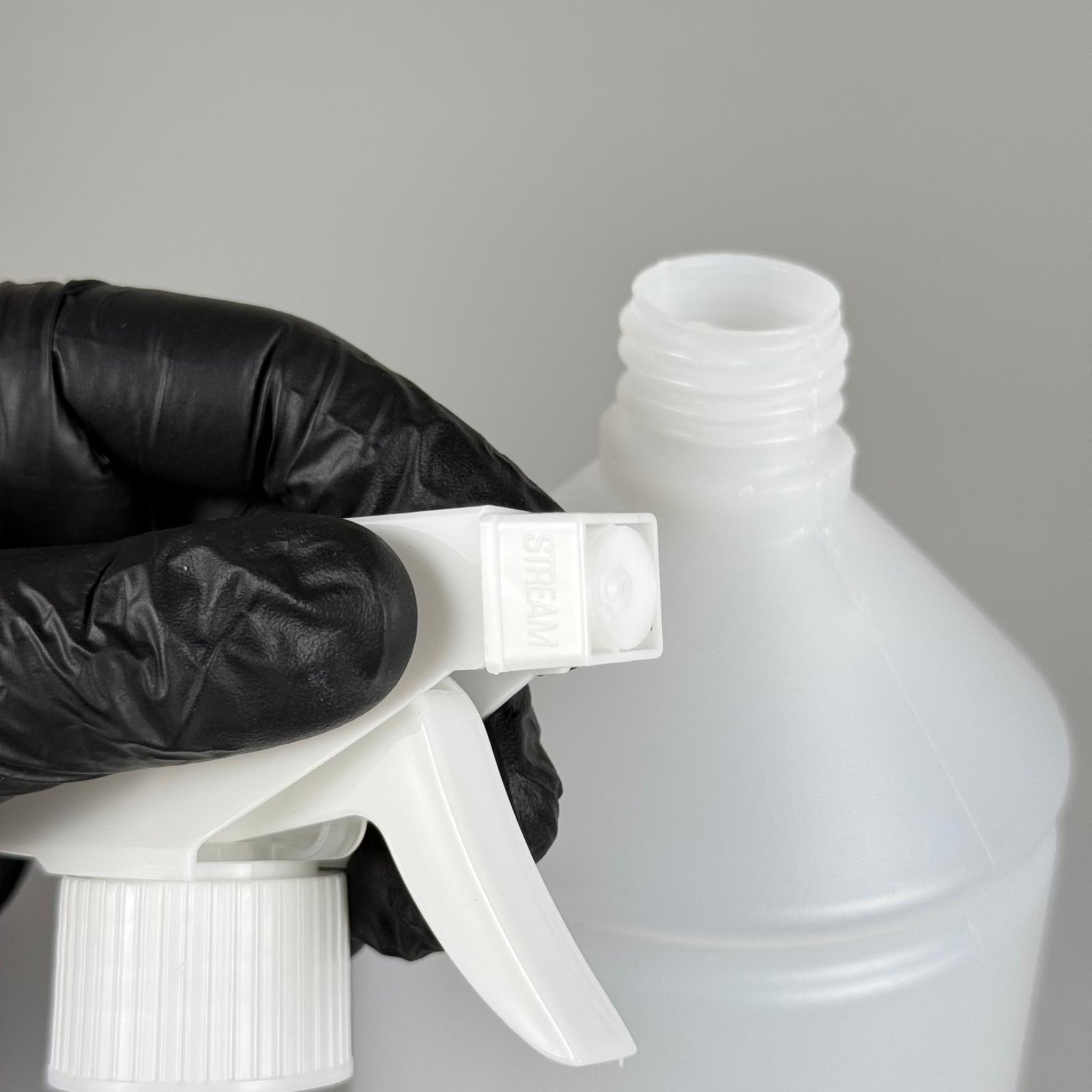 1000 CC TİNER ŞİŞESİ - BEYAZ  TRİGER TETİK SPREYLİ - 1000 ML KİMYASALA DAYANIKLI PLASTİK ŞİŞE - 1 LT POLİETİLEN ŞİŞE - KISA
