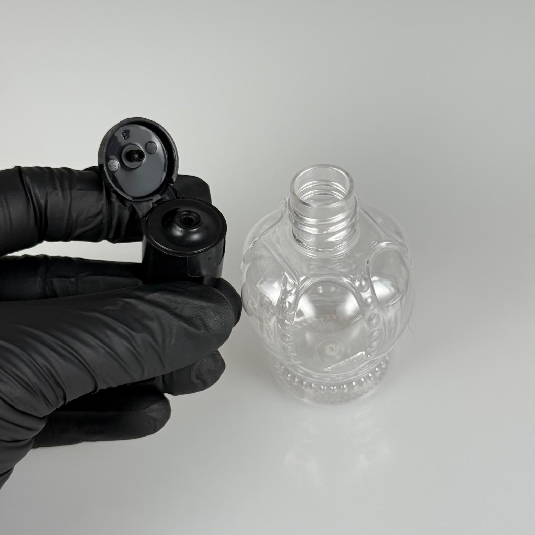 60 CC PET KRAL TACI ŞİŞE -  FLİPTOP SİYAH AKITICI AÇILIR KAPAKLI - 60 ML BOŞ PLASTİK KOLONYA ŞİŞELERİ