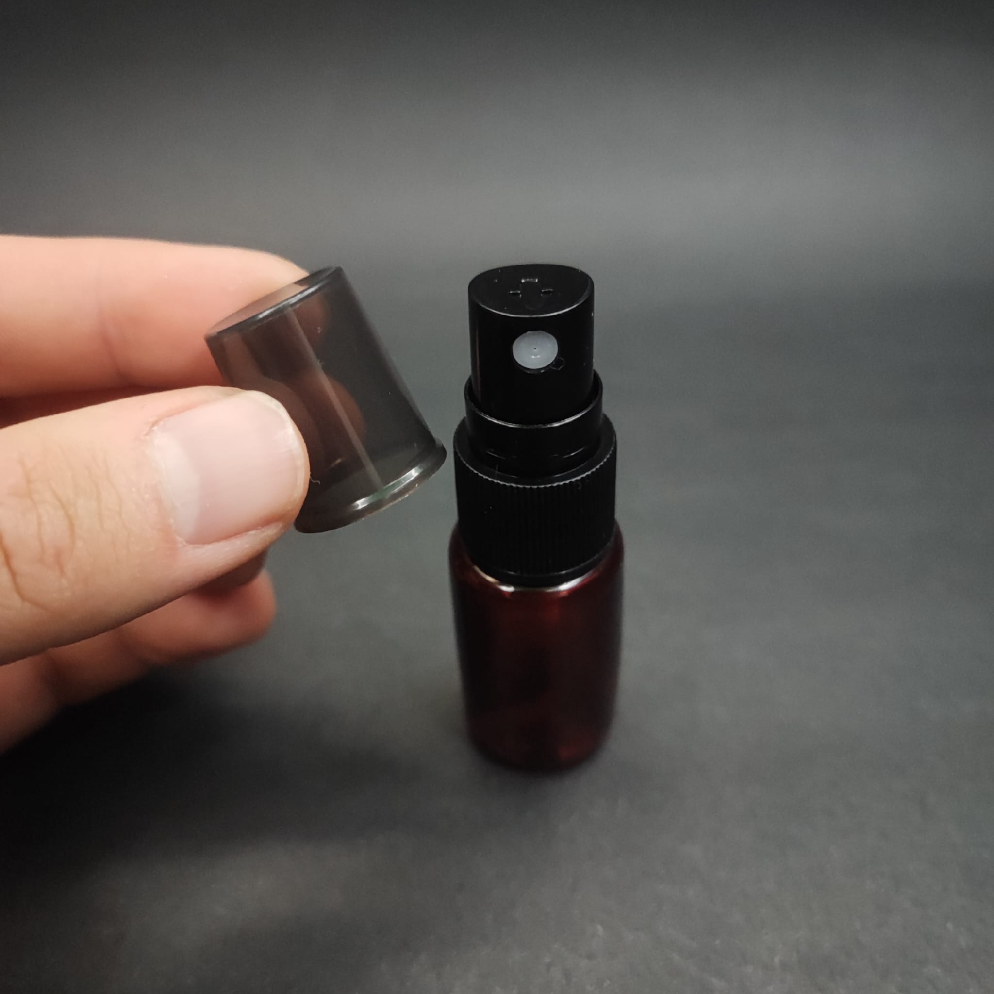 10 CC AMBER PET ŞİŞE - SİYAH SPREYLİ TESTER 10 ML PLASTİK ŞİŞE