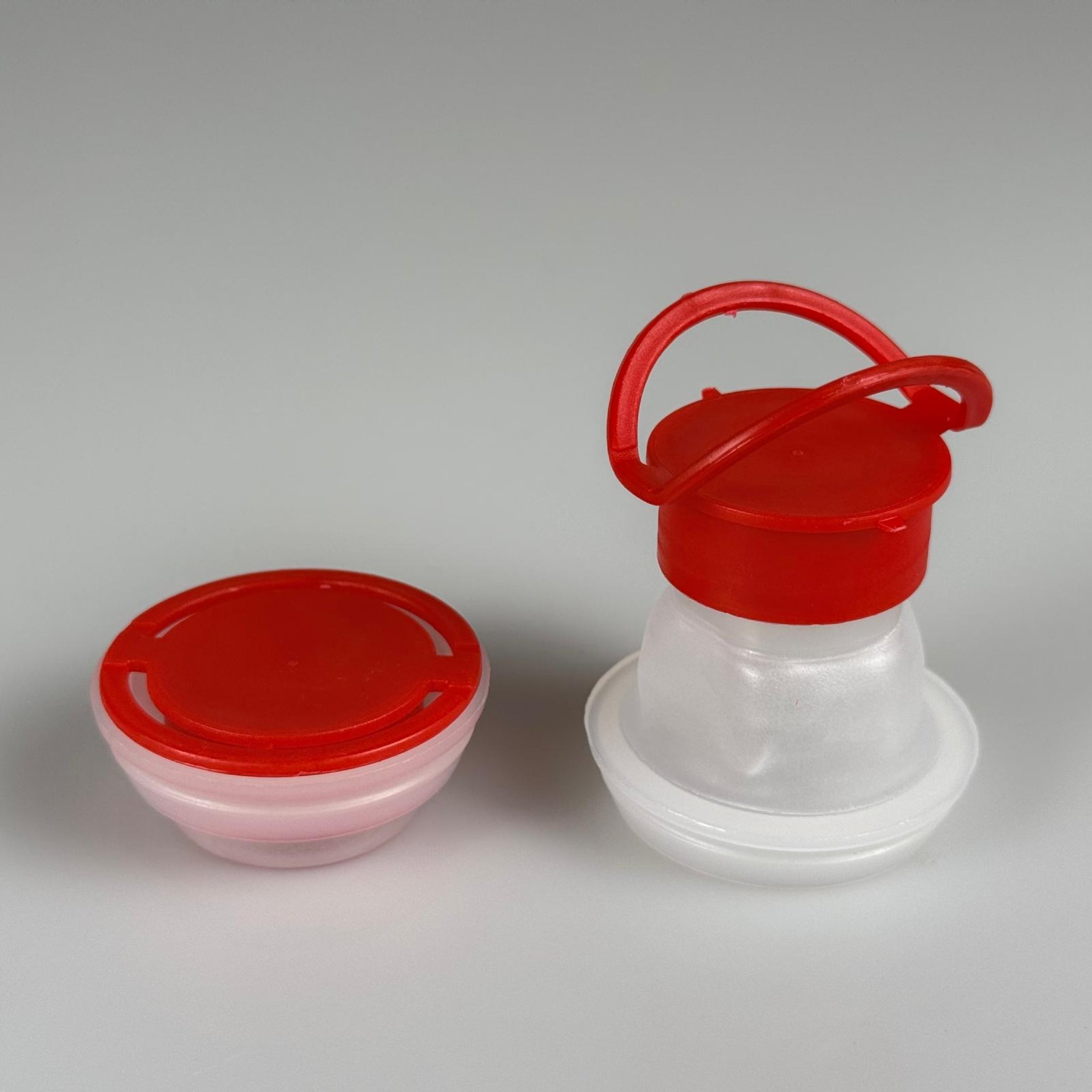 42 MM P2 K NATÜREL KIRMIZI BERİCAP (YAĞ TENEKE İÇİN) - TENEKE İÇİN PLASTİK KAPAK - YEDEK YAĞ TENEKE KAPAĞI - Çakma Metal TENEKE Kapağı