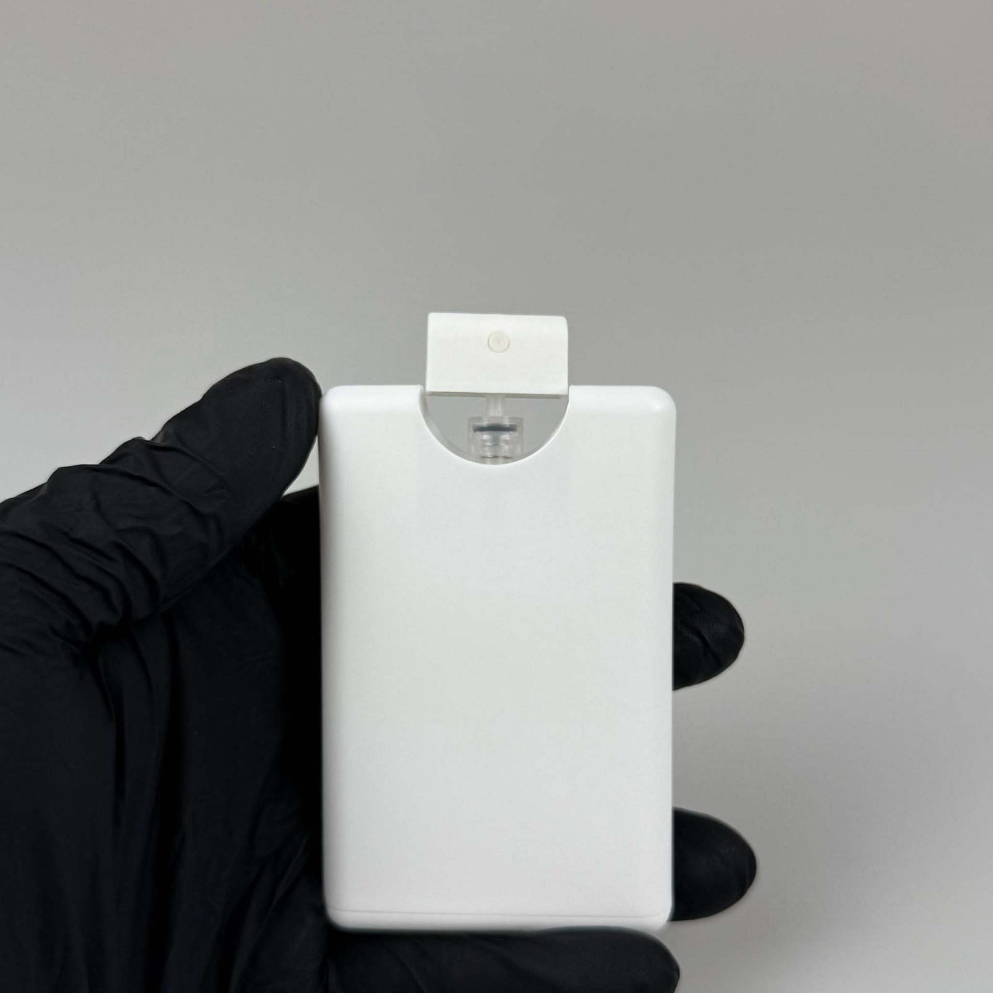 20 CC KASET DİKDÖRTGEN ŞİŞE + SPREY  - KARTVİZİT ŞİŞE , PARFÜM , KOLONYA , PROMOSYON İÇİN CEPTE TAŞINABİLİR FISFIS PLASTİK ŞİŞE