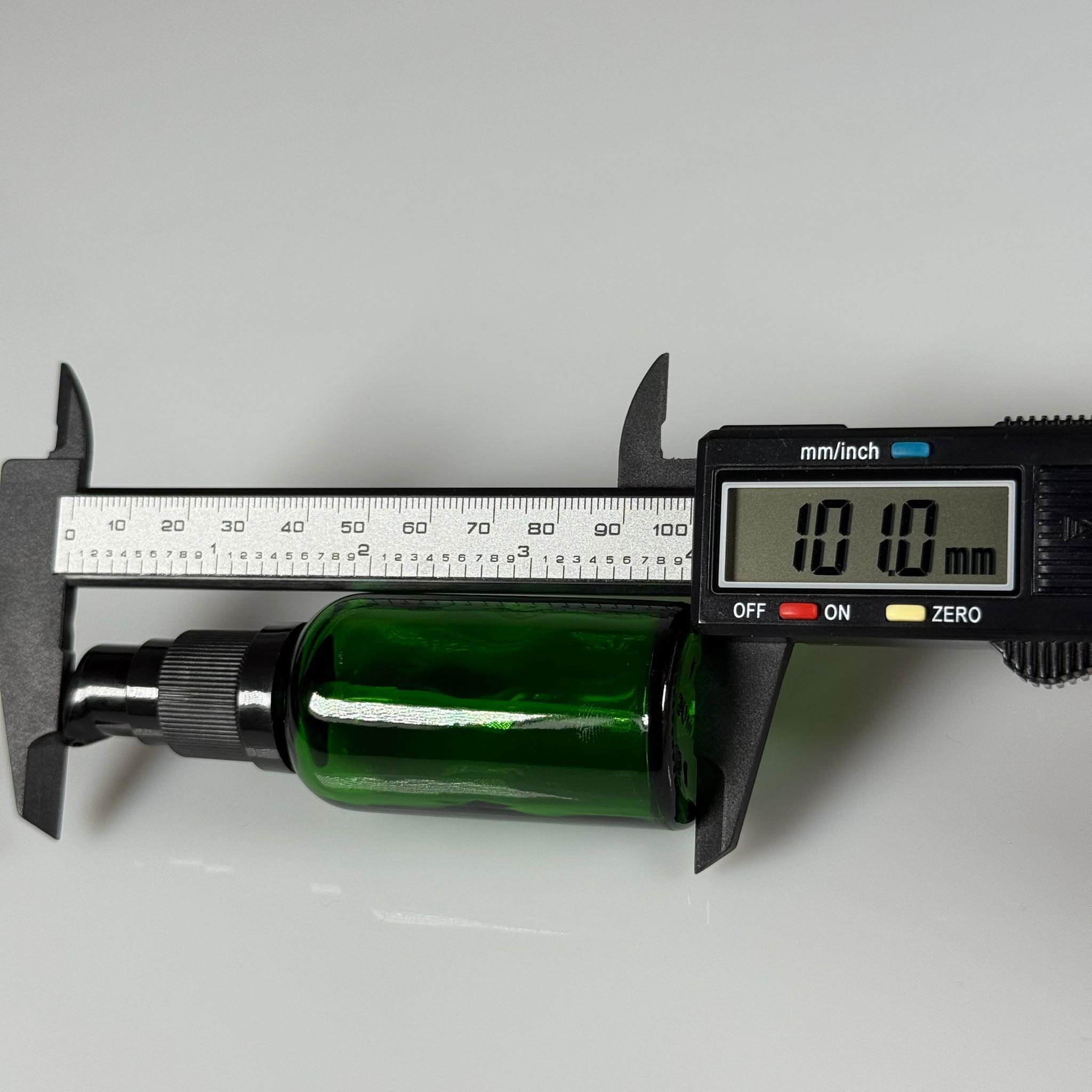 50 CC YEŞİL CAM ŞİŞE - SIZDIRMAZ ETEKLİ SİYAH LOSYON POMPALI TAKIM - 50 ML LOSYON ŞİŞESİ - YAĞ, KREM GİBİ YOĞUN KIVAMLI SIVILAR İÇİN CAM AMBALAJ