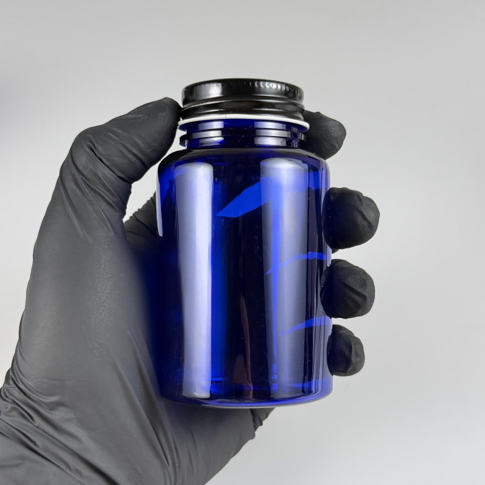150 CC MAVİ PET PUDRA ŞİŞESİ + KÖPÜK CONTALI SİYAH METAL KAPAKLI + PUDRA TIPALI TAKIM - 150 ML PUDRA KUTUSU, EKO TUZLUK