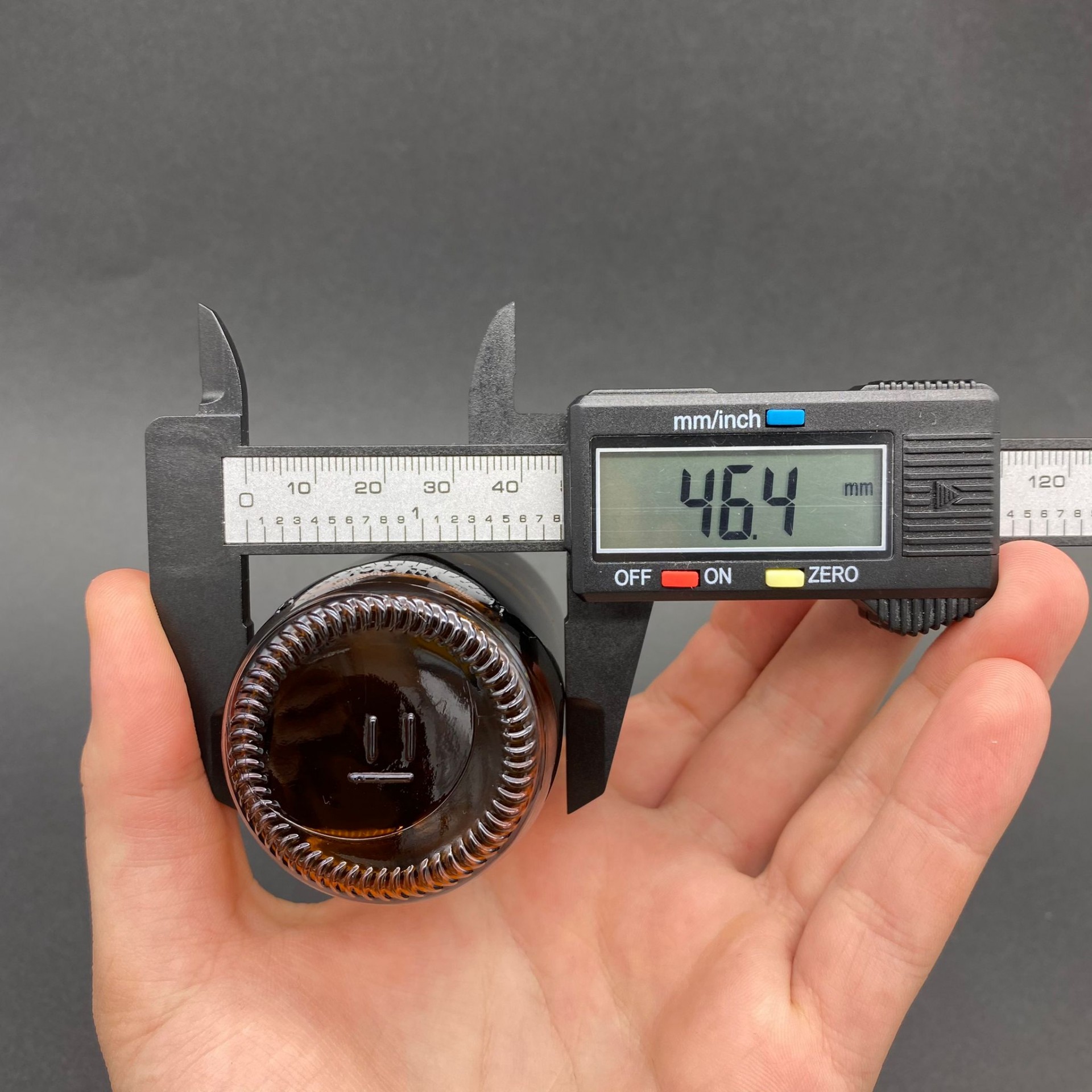 100 CC AMBER CAM ŞİŞE KAPAKSIZ (25 AĞIZ) - ŞİŞECAM ÜRÜN KODU: 716510