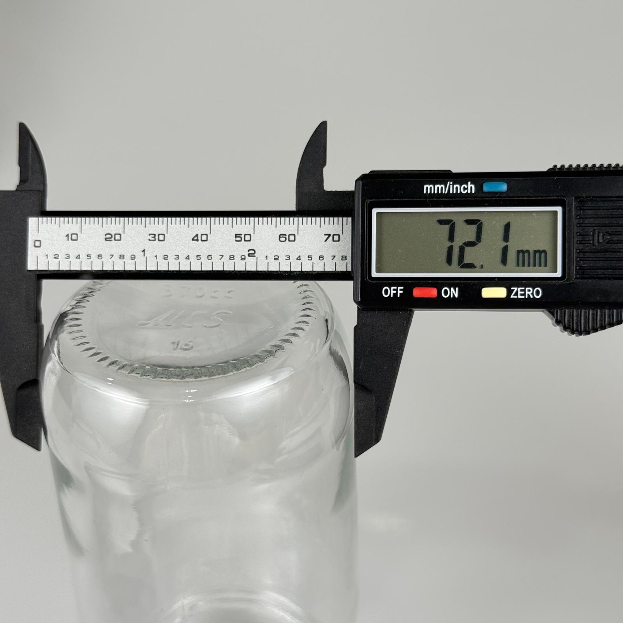 370 CC STANDART KAVANOZ + BEYAZ METAL KAPAKLI + KENDİNDEN YAPIŞKANLI KÖPÜK CONTALI TAKIM - 370 ML CAM KAVANOZ