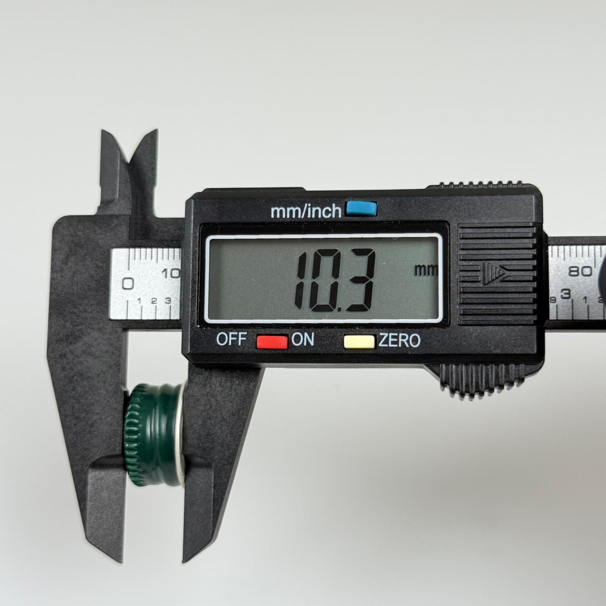 18 MM VİDALI YEŞİL ALÜMİNYUM KAPAK