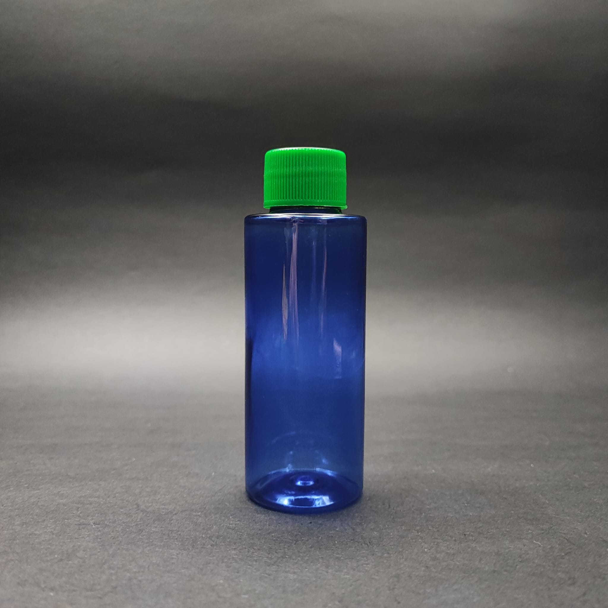 100 CC MAVİ SERT PET ŞİŞE - CONTALI YEŞİL KAPAKLI - 100 ML KAPAKLI PLASTİK ŞİŞE