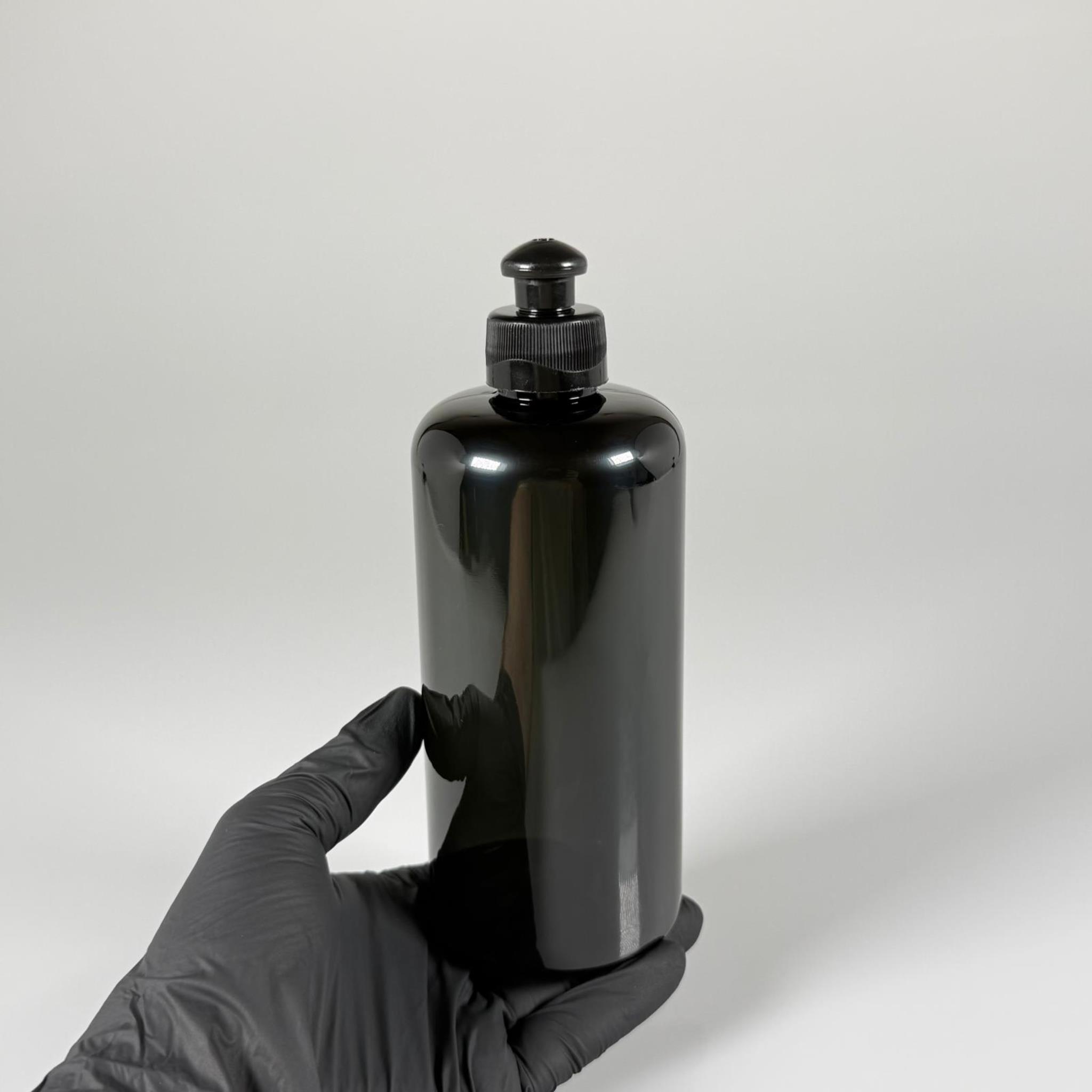 500 CC SİYAH UZUN SİLİNDİR PET ŞİŞE KALIN (26 GR) - SİYAH PUSH-PULL KAPAKLI - 28 AĞIZ - 500 ML PET ŞİŞE