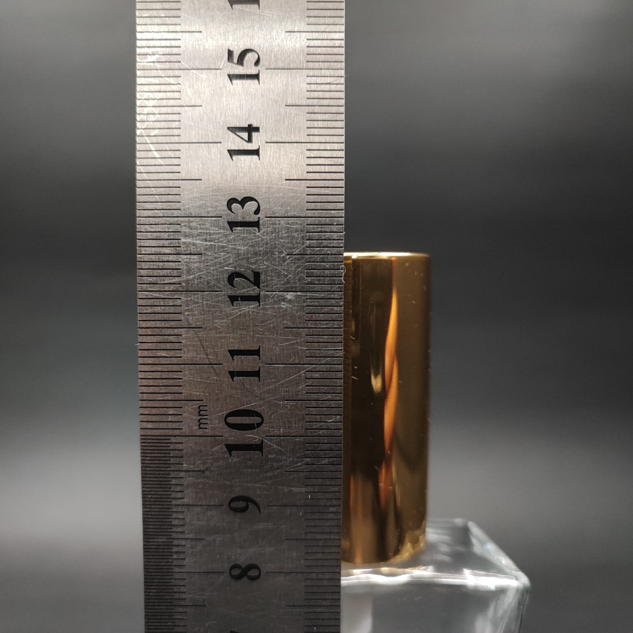 50 ML LÜKS VİDALI VALF ÇEVİRME PARFÜM ŞİŞELERİ - 50 CC KÖŞELİ DİKDÖRTGEN CAM ŞİŞE - GOLD METAL SPREYLİ KAPAKLI SET