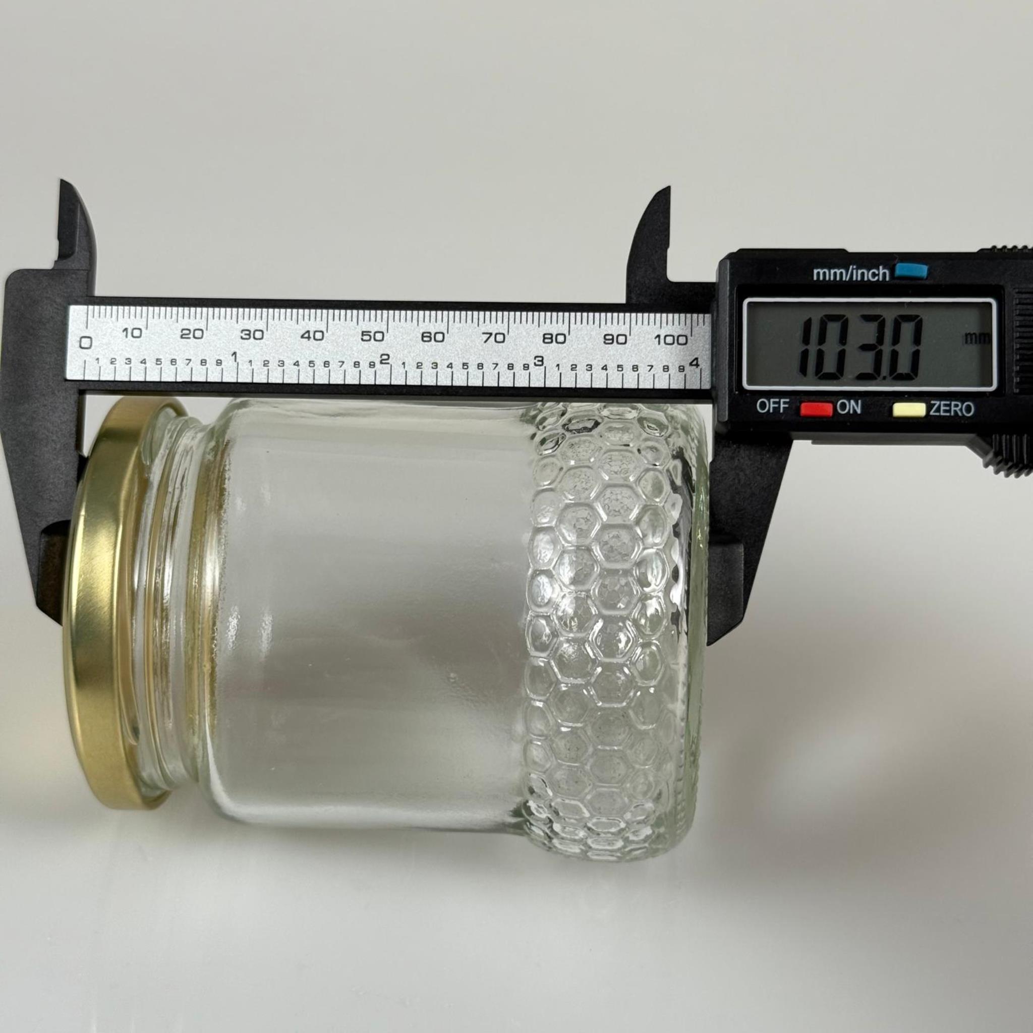 370 CC ÖZEL PETEK ŞEKLİNDE CAM BAL KAVANOZU + GOLD METAL KAPAK