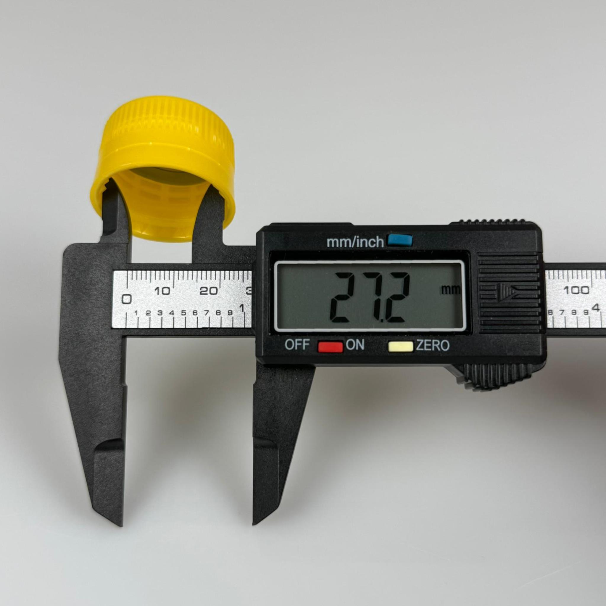 28 MM KİLİTLİ VİDALI PLASTİK KAPAK SARI - İÇİ CONTALI -Bericap PG EW 28 CONTALI kapak ile eşdeğerdir - HEM 28 AĞIZ CAM ŞİŞELERE HEM DE 28 AĞIZ PLASTİK ŞİŞELERE UYAR ANCAK KİLİT İÇİN NUMUNE DENEYİNİZ