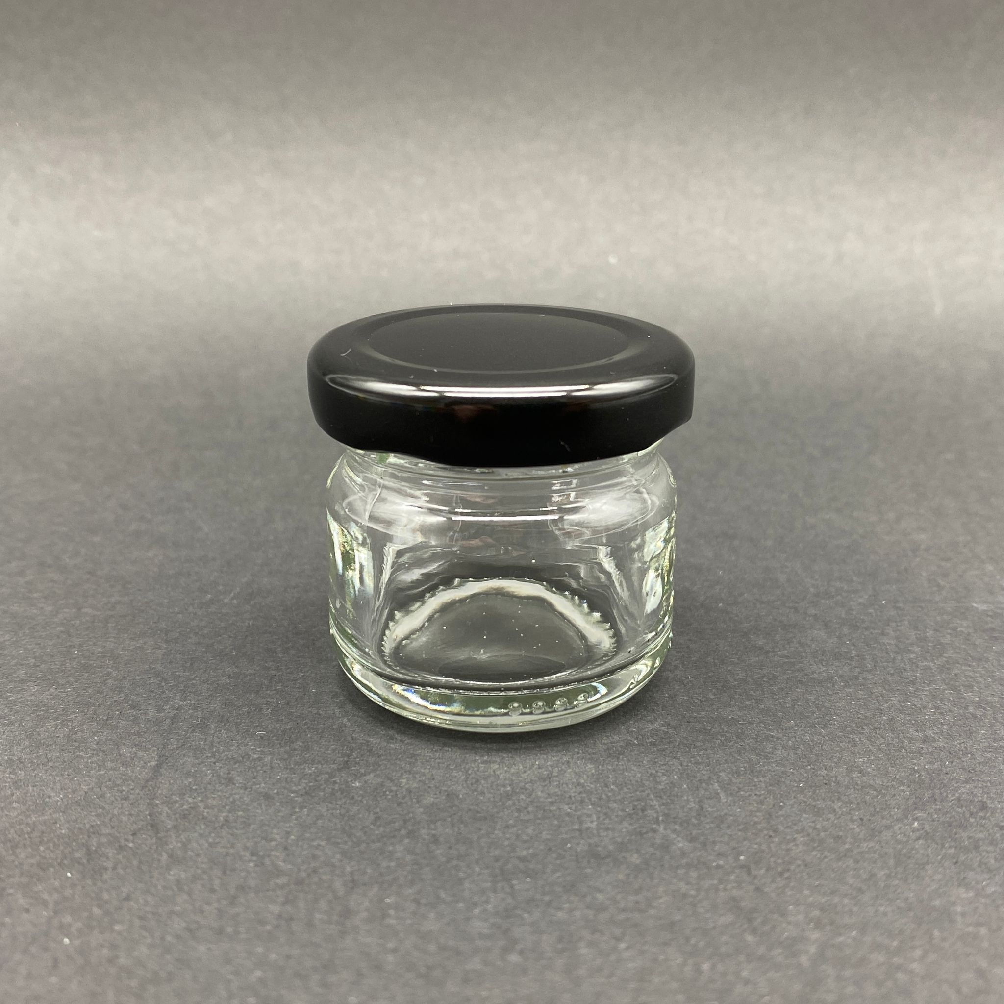 29 CC CAM KAVANOZ - SİYAH METAL KAPAKLI - 29 ML CAM KAVANOZ