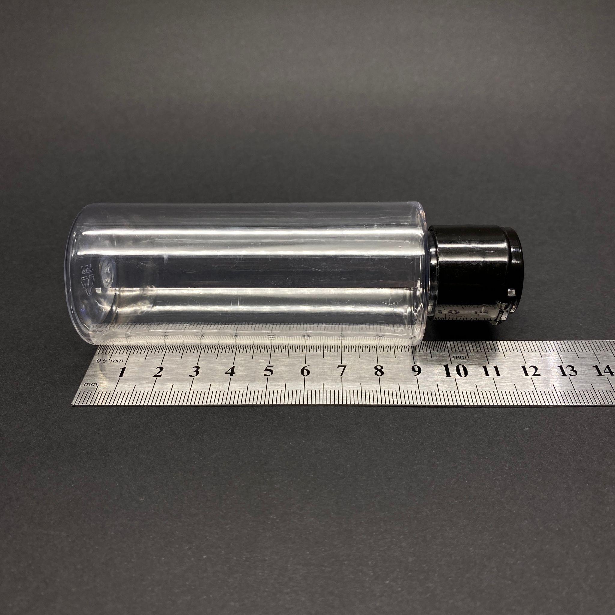100 CC SİLİNDİR KESKİN KÜT MODEL SERT (17 GR) PET ŞİŞE - FARMASİ MODEL SİYAH FLİPTOP KAPAKLI - AĞIZ ÇAPI 24 MM - ŞEFFAF