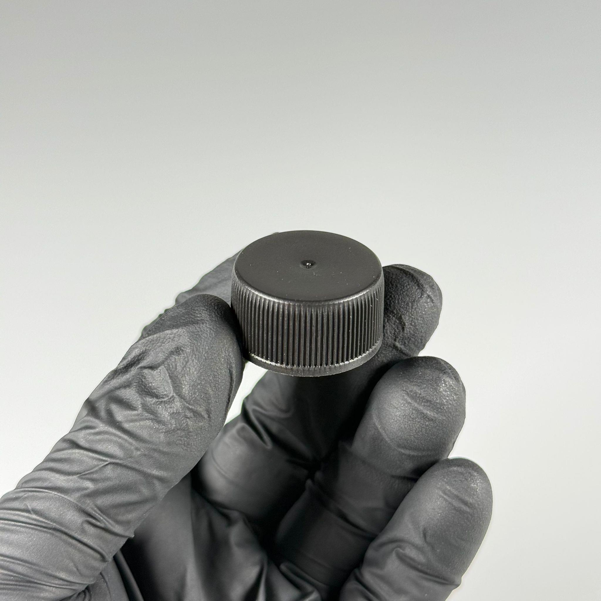 25 MM VİDALI SİYAH KAPAK - 25 MM PLASTİK KAPAK SİYAH - KÖPÜK CONTALI (HEM 25 AĞIZ CAM ŞİŞELERE HEM DE 25 AĞIZ PLASTİK ŞİŞELERE TAM UYAR)