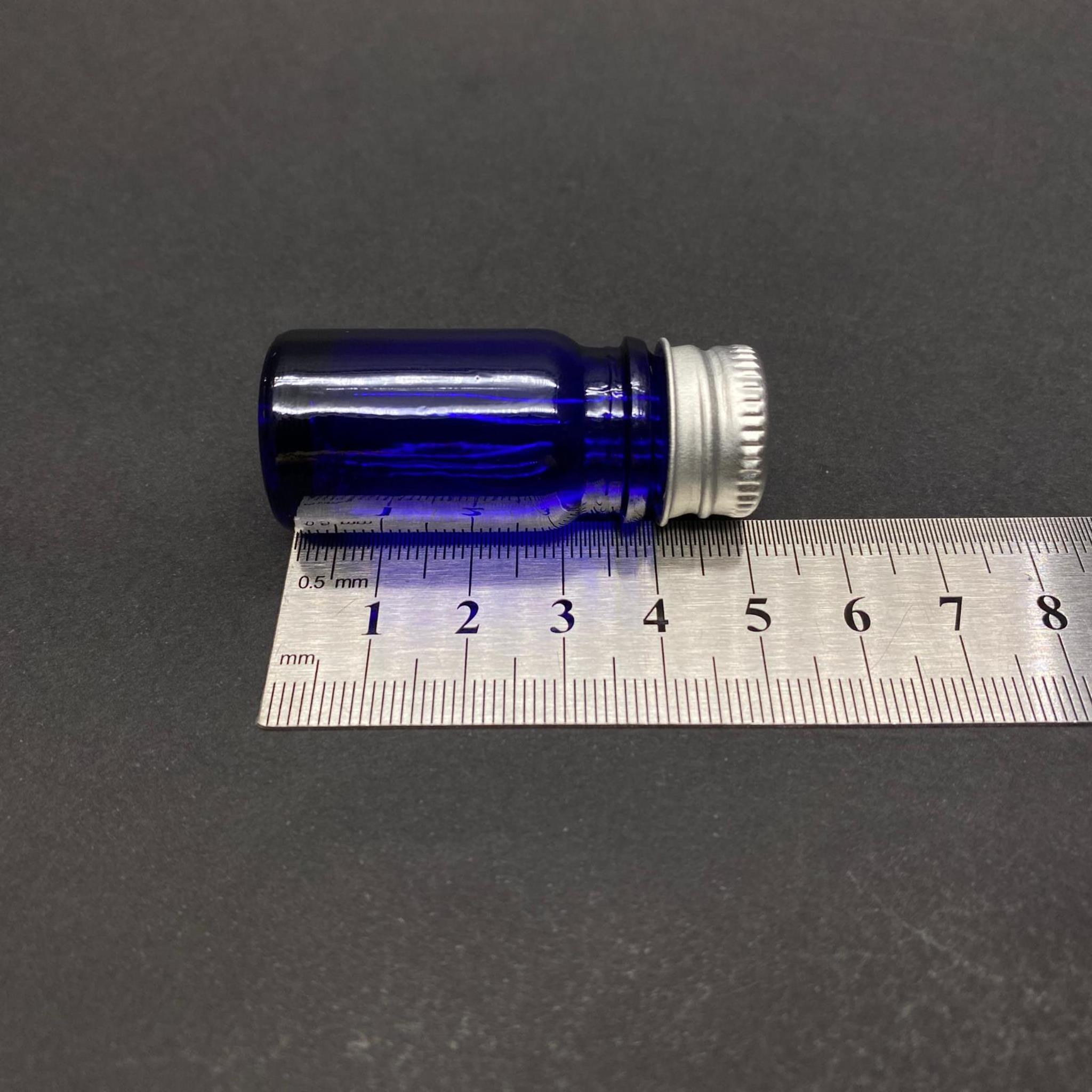 5 CC MAVİ CAM ŞİŞE - GÜMÜŞ CONTALI METAL KAPAKLI - 5 ML MAVİ CAM ŞİŞE