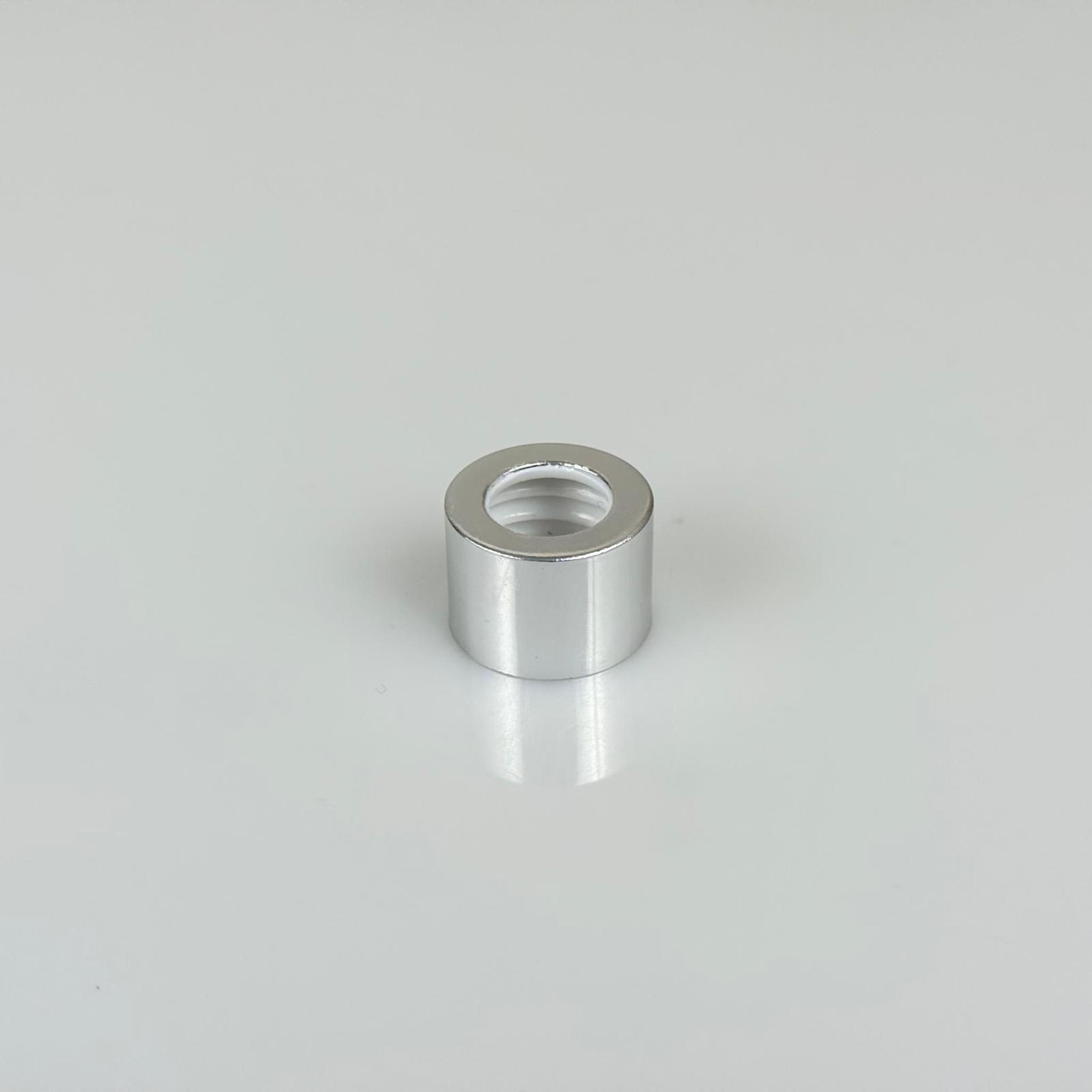 18 MM DELİKLİ GÜMÜŞ METALİK KAPLAMALI KAPAK (DAMLALIK İÇİN)