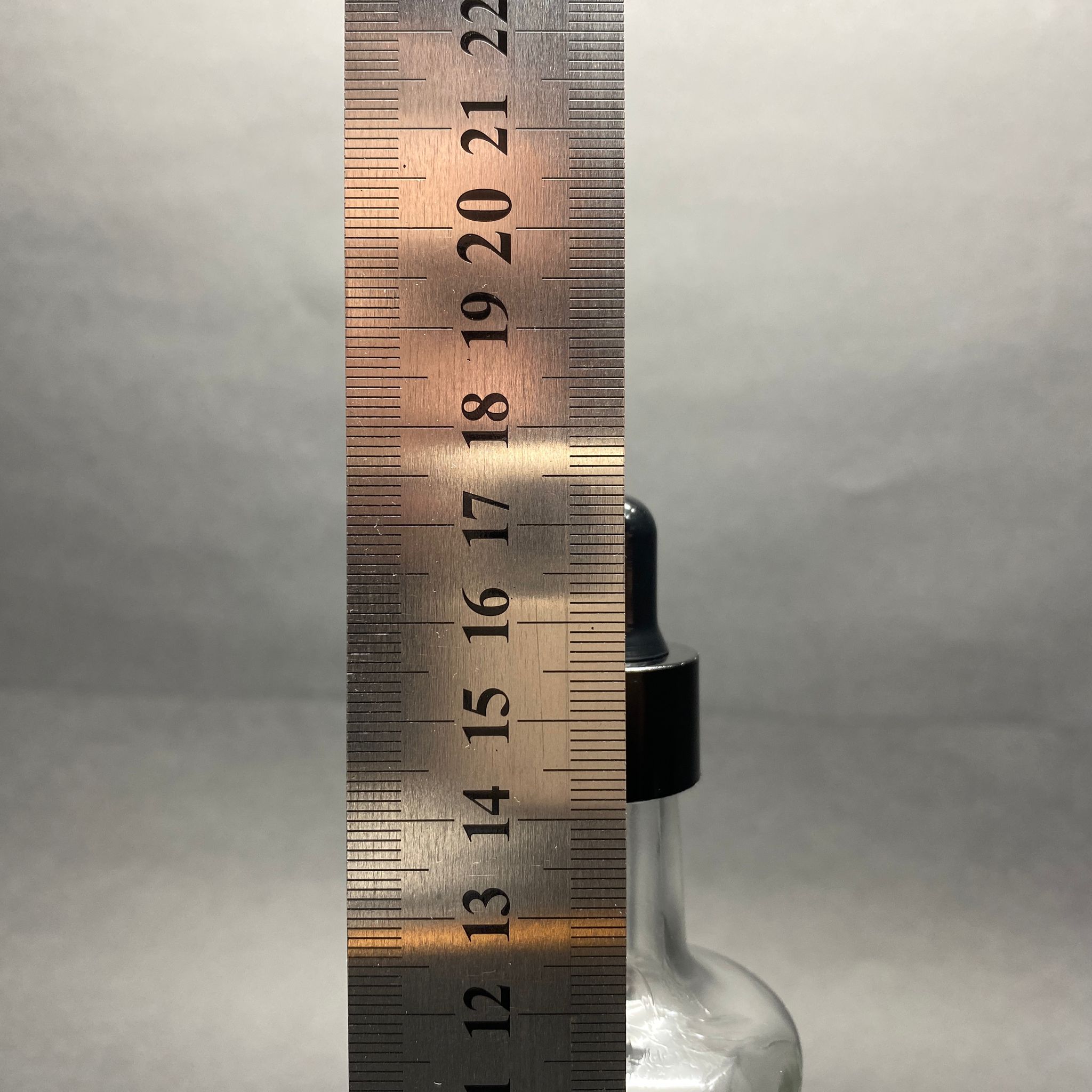 100 CC ŞEFFAF CAM DAMLALIKLI ŞİŞE DORİKA MODEL - SİYAH EMZİK - SİYAH METAL KAPAK - 100 ML SAYDAM CAM DAMLALIKLI ŞİŞE