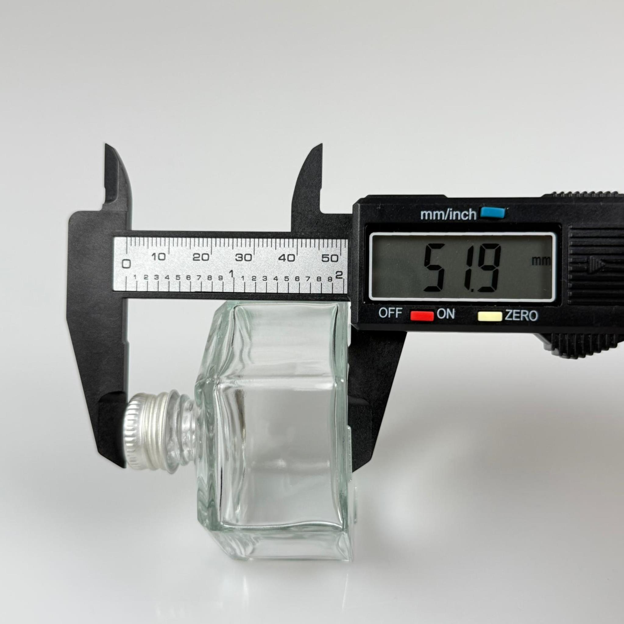 50 CC BASIK ALTIGEN CAM ŞİŞE - GÜMÜŞ METAL KAPAKLI KOLONYA TIPALI - 50 ML PRESTİJLİ ŞİŞE