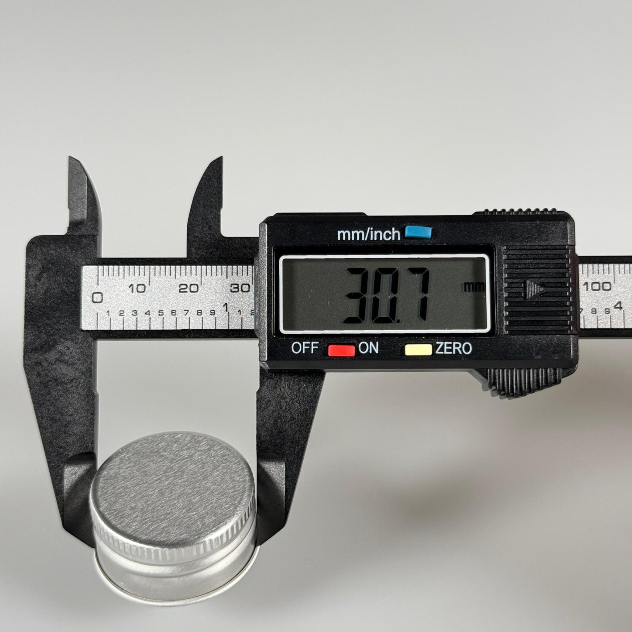 31/18 MM VİDALI METAL ALÜMİNYUM GÜMÜŞ KAPAK - 31 MM VİDALI AĞIZ DORİKA, MARASKA, GALON ŞİŞELER İÇİN ELLE KAPANABİLİR METAL KAPAK