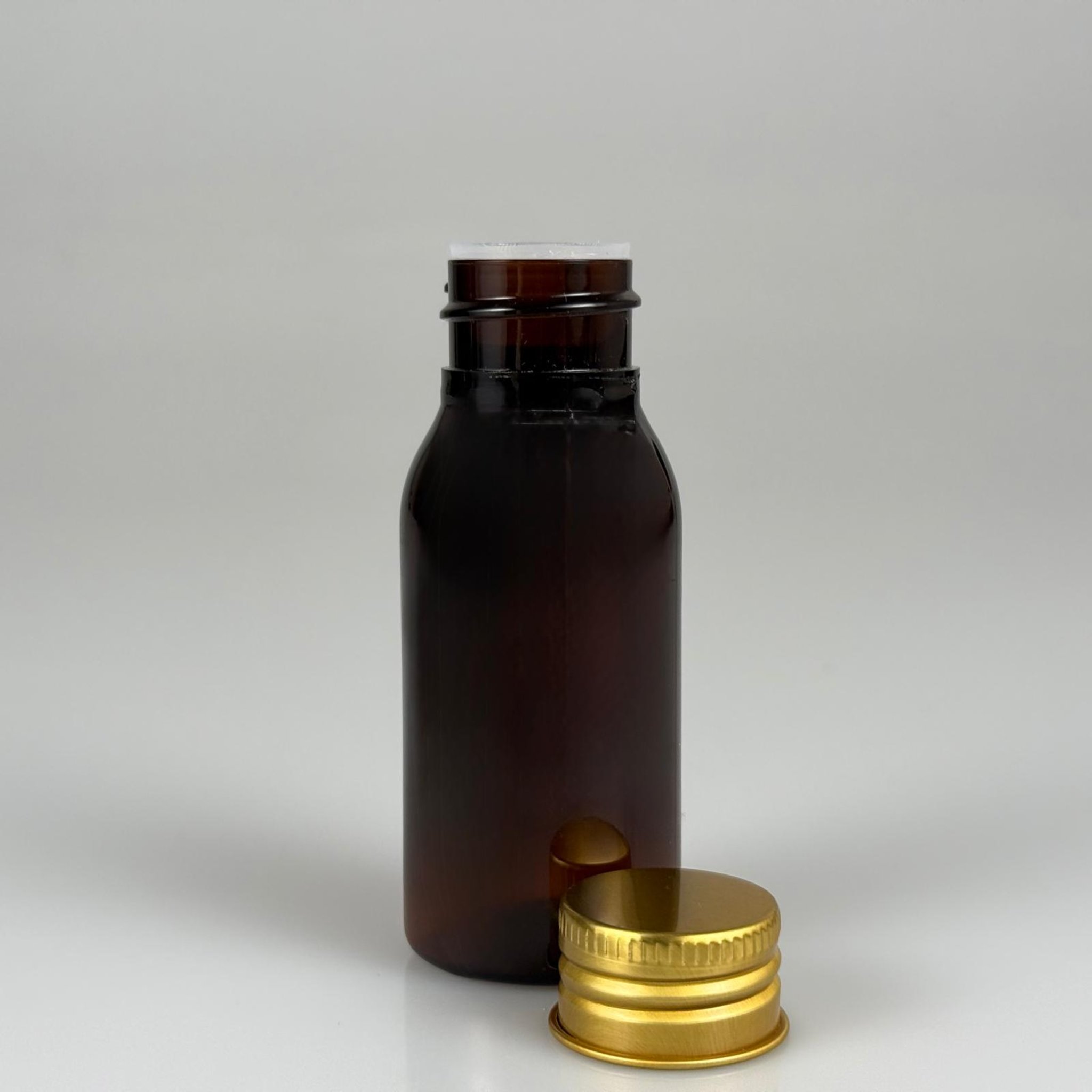 50 CC AMBER SERT MODEL PET ŞİŞE (24 AĞIZ) + KÖPÜK CONTALI GOLD METAL ALÜMİNYUM KAPAK + KOLONYA TIPALI TAKIM - 50 ML KAPAKLI KAHVERENGİ PLASTİK ŞİŞELER